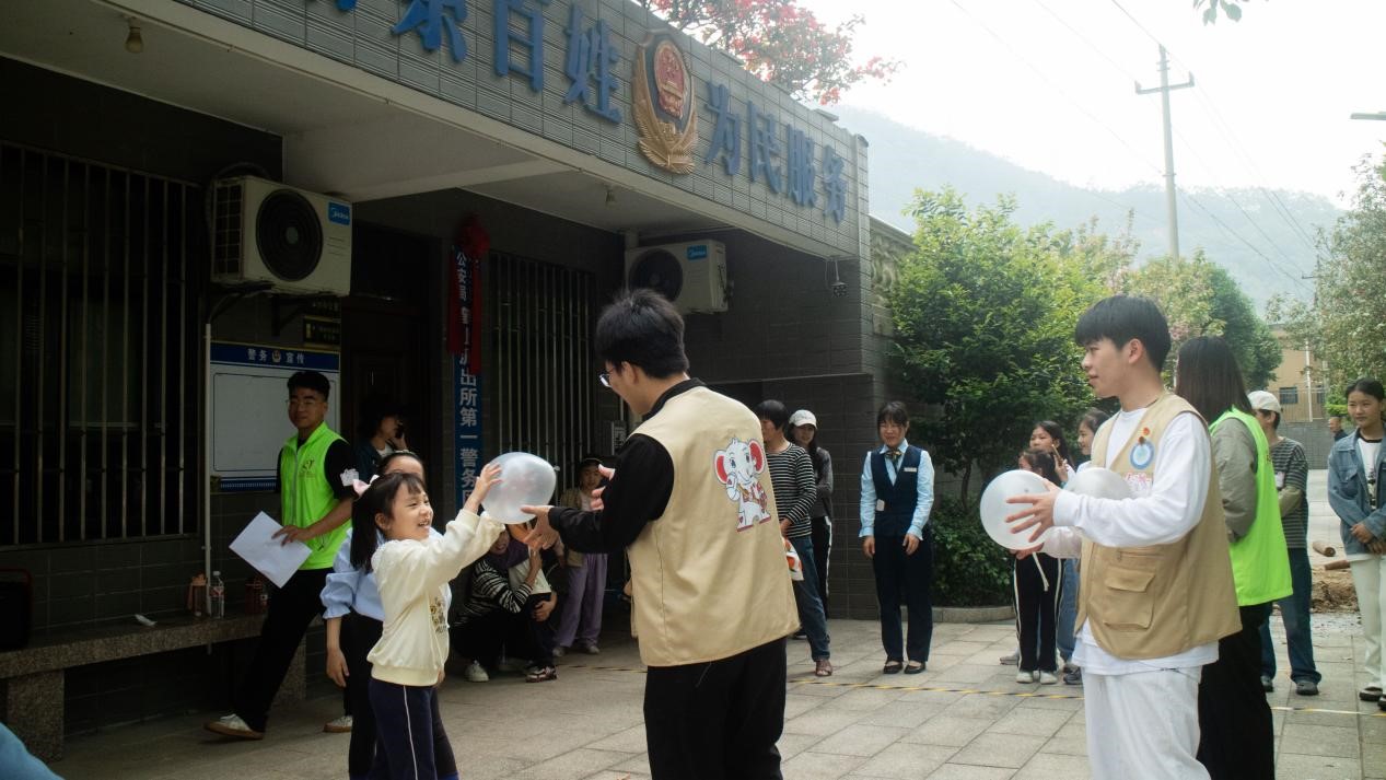 图片41.jpg 图片41.jpg