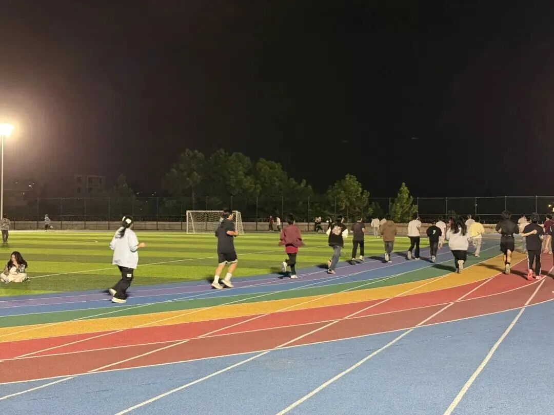 微信图片_2025-11-06_212333_247.jpg 微信图片_2025-11-06_212333_247.jpg