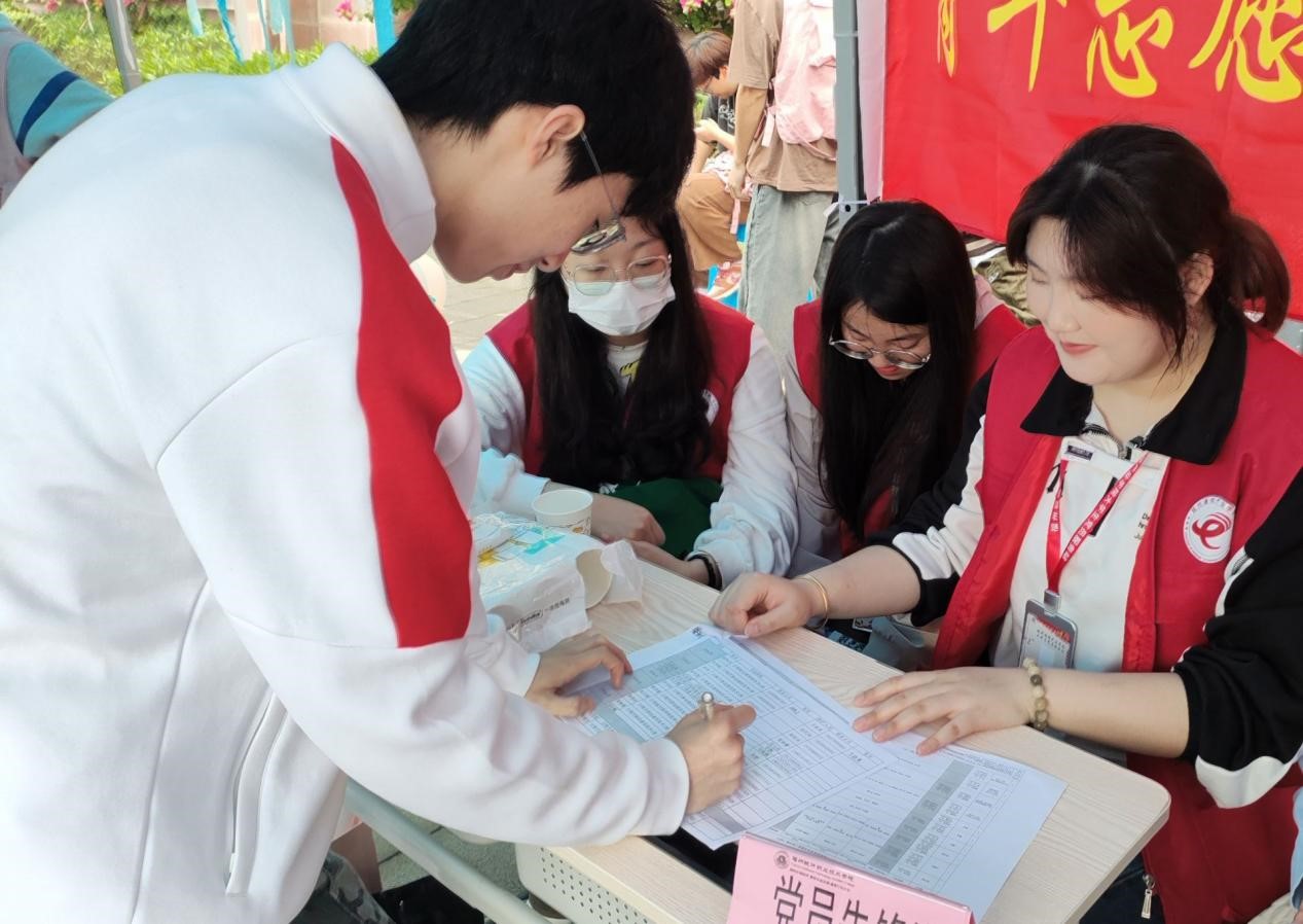 图片13.jpg 图片13.jpg