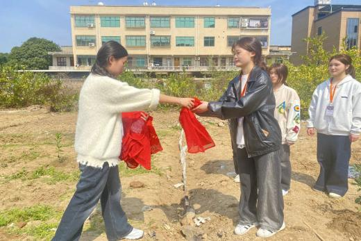 640 (28).png 640 (28).png