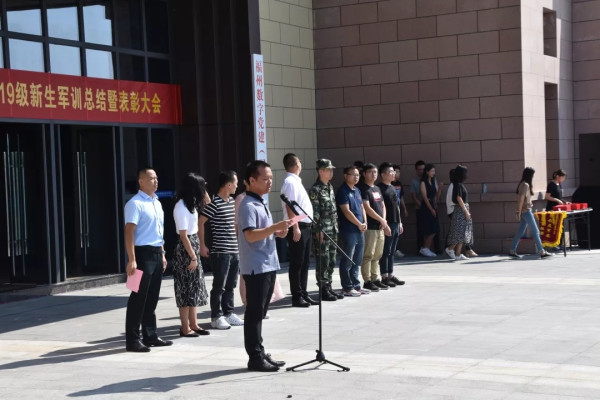 1569761112203368.jpg 212.jpg