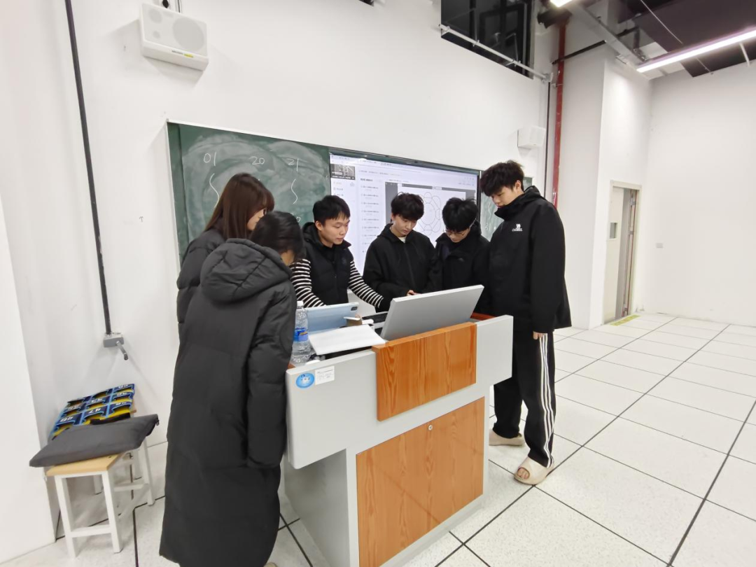 微信图片_20250305213840.png 微信图片_20250305213840.png