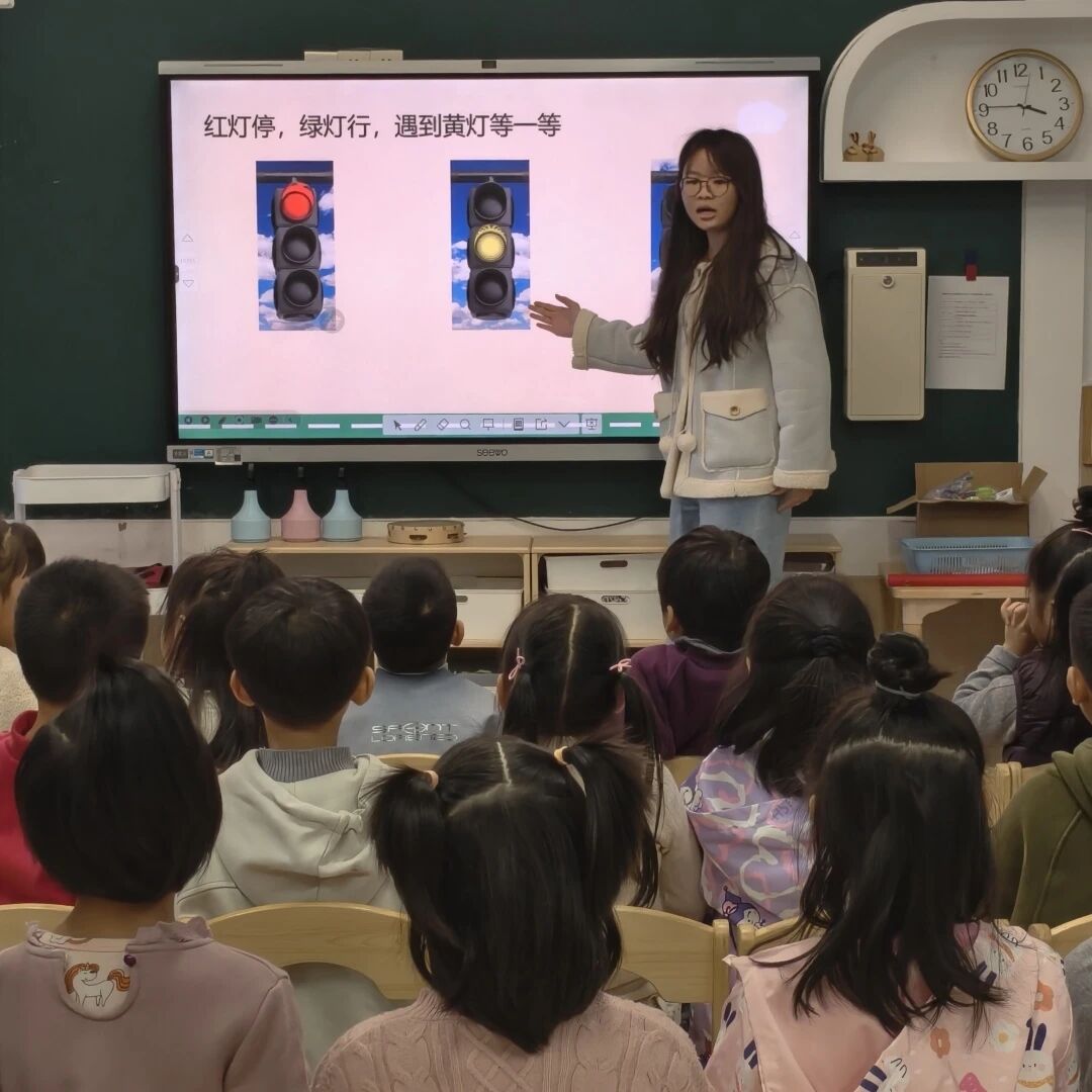 微信图片_2025-12-01_214417_255.jpg 微信图片_2025-12-01_214417_255.jpg