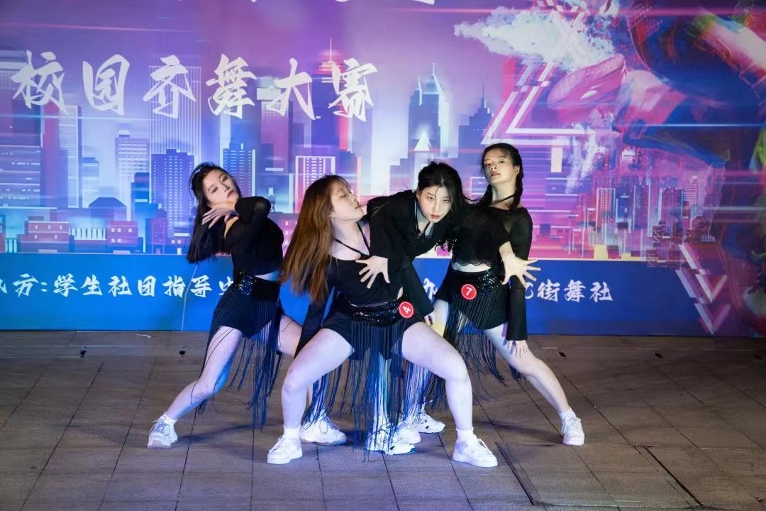 微信图片_20240425214627.jpg 微信图片_20240425214627.jpg